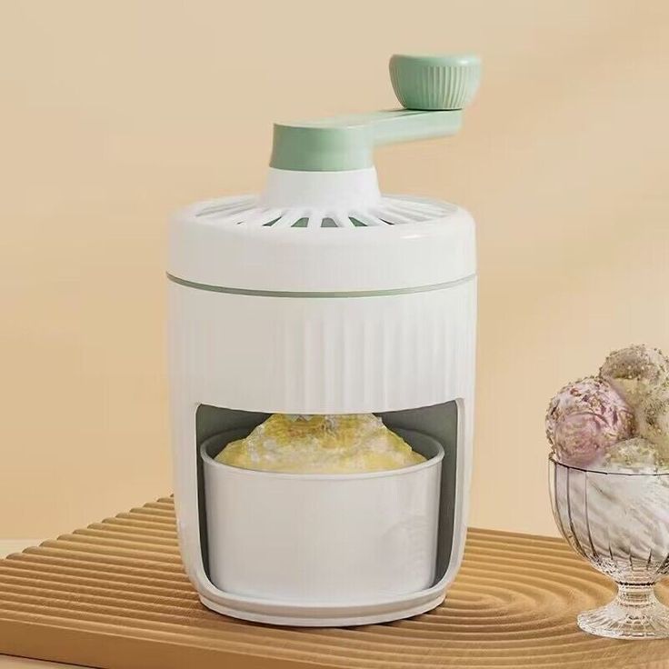 Multifunctional Ice Shaver – Quick and Easy Ice Crushing Tool